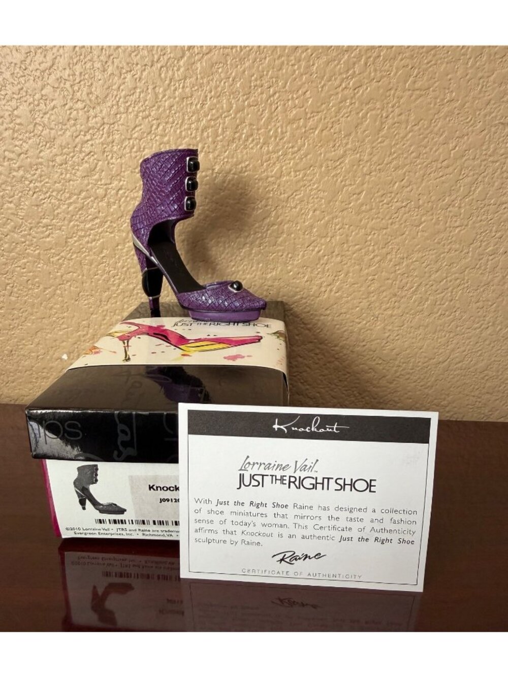 2010 Lorraine Vail Just the Right Shoe "Knockout" Mini Shoe Fig Purple NEW - Picture 2 of 10